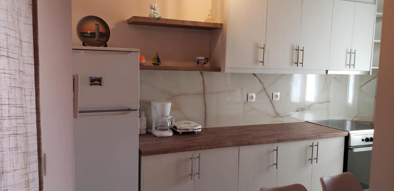 Michalis, 2-Bedroom Apartment In Saranda Esterno foto