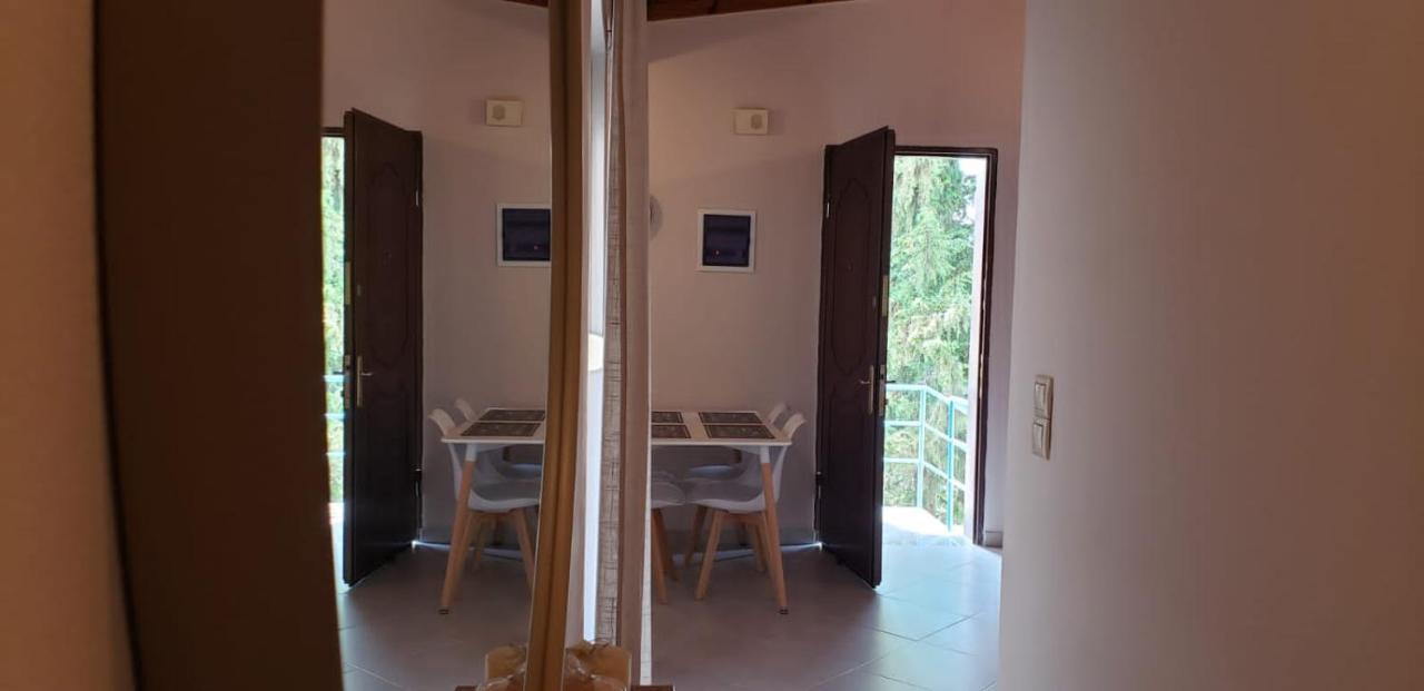 Michalis, 2-Bedroom Apartment In Saranda Esterno foto